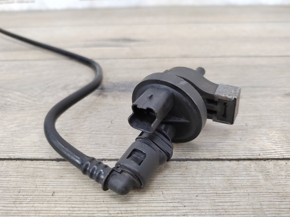 Клапан вентиляции топливного бака, 700 рублей, Москва