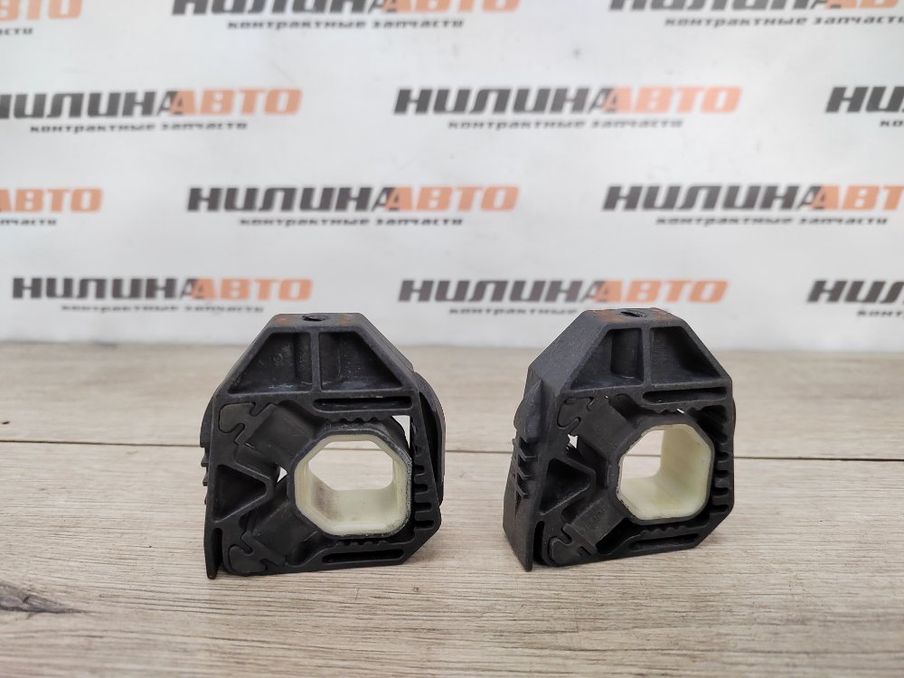 Крепление радиатора, 600 рублей, Москва