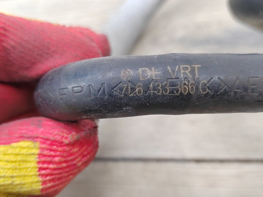 Клапан вентиляции топливного бака, 1000 рублей, Москва