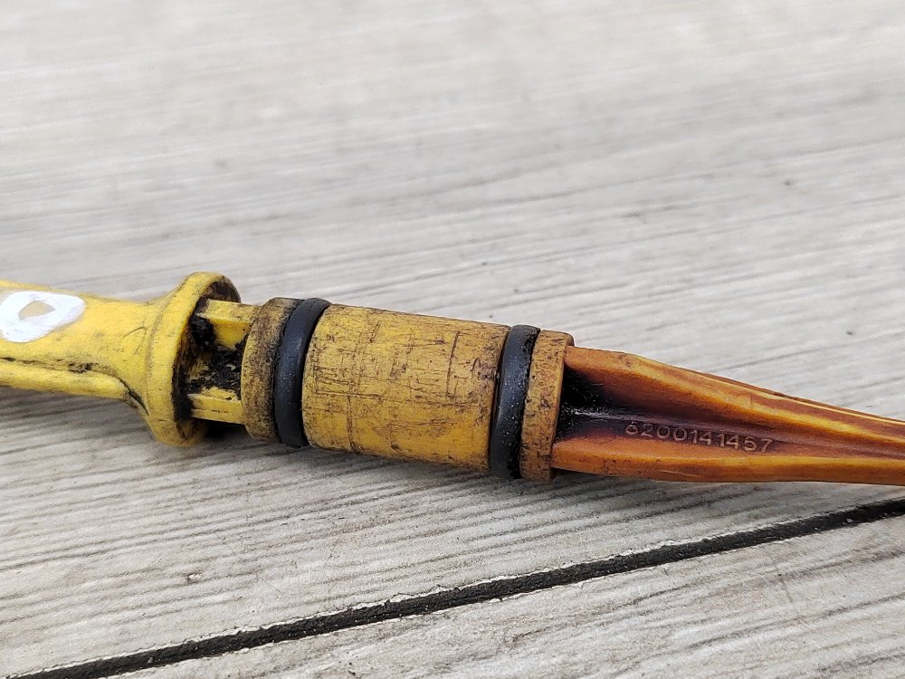 Щуп масляный, 400 рублей, Москва