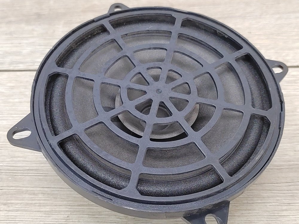 Динамик, 500 рублей, Москва