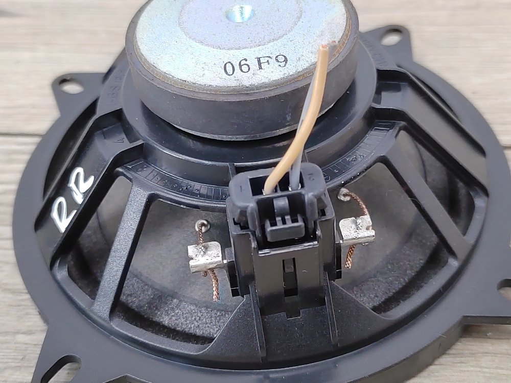 Динамик, 500 рублей, Москва