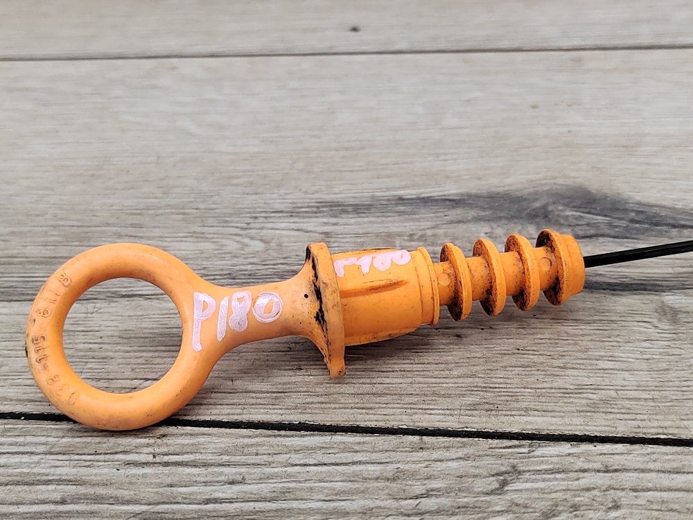 Щуп масляный, 600 рублей, Москва