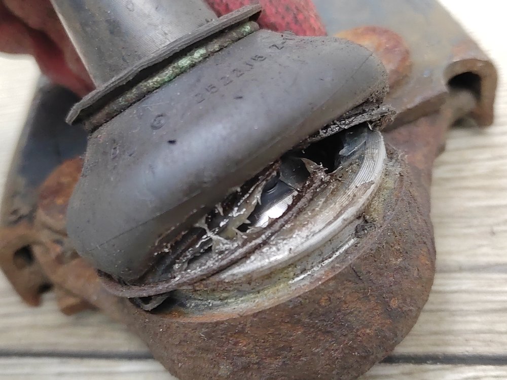 Рычаг передний нижний, 2000 рублей, Москва