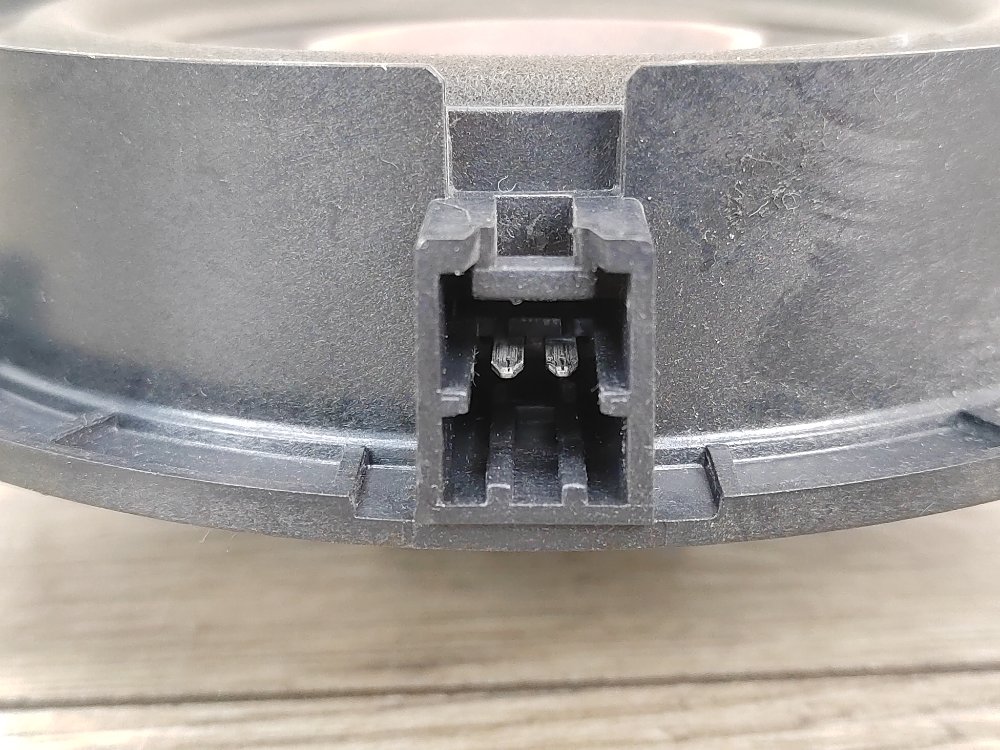 Динамик, 500 рублей, Москва