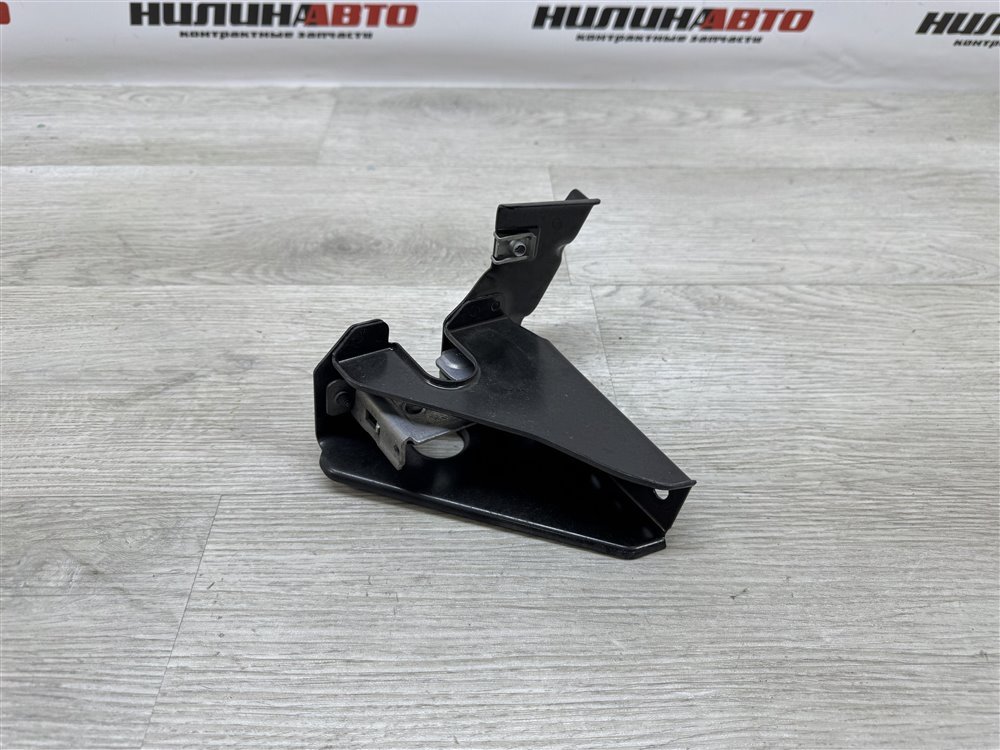 Замок капота, 500 рублей, Севастополь