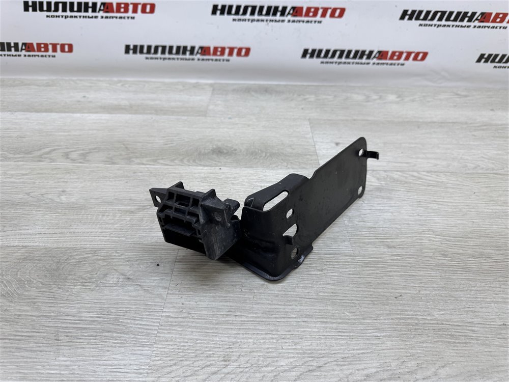 Кронштейн радиатора, 600 рублей, Севастополь