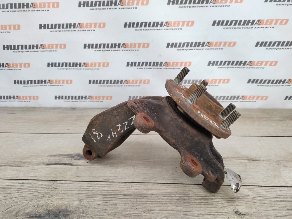 Кулак поворотный, 2000 рублей, Москва