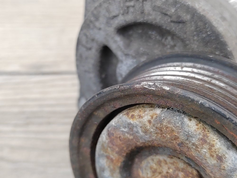 Натяжитель приводного ремня, 500 рублей, Москва