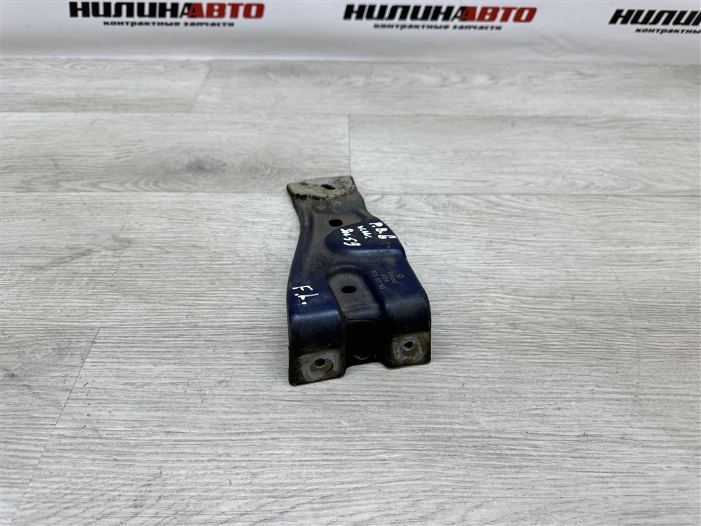 Кронштейн крыла, 1000 рублей, Севастополь