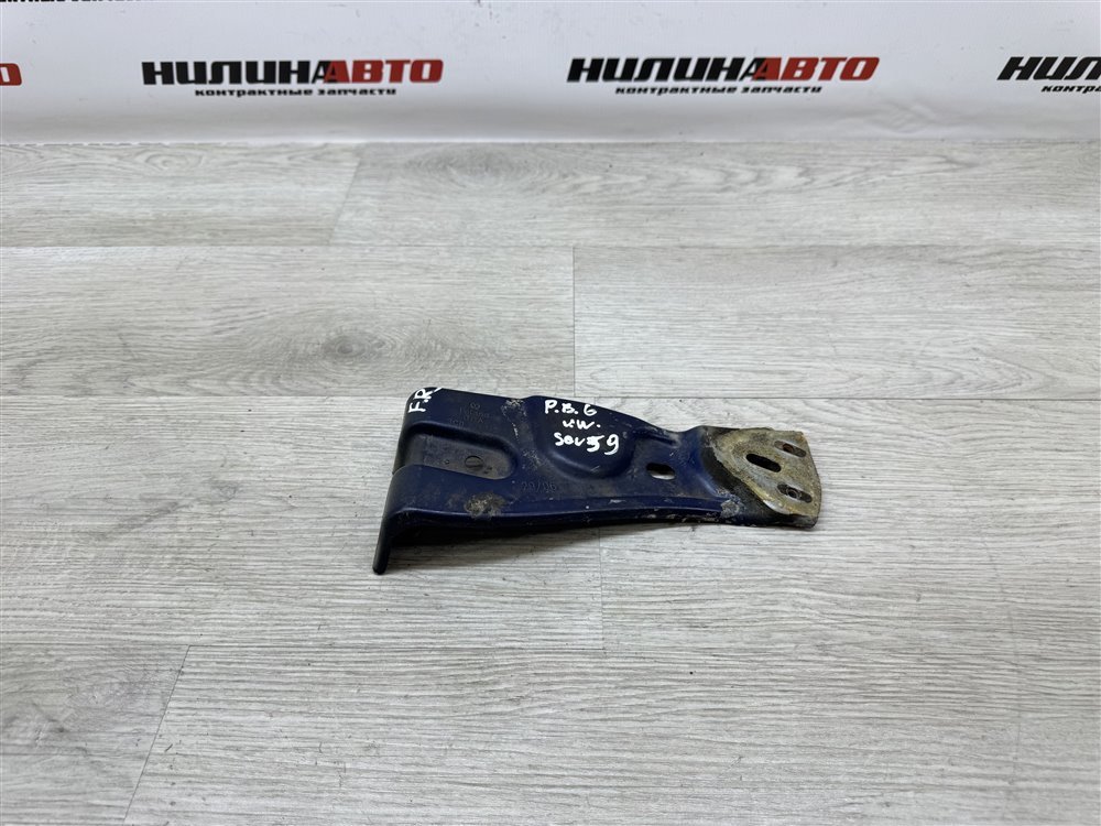 Кронштейн крыла, 1000 рублей, Севастополь