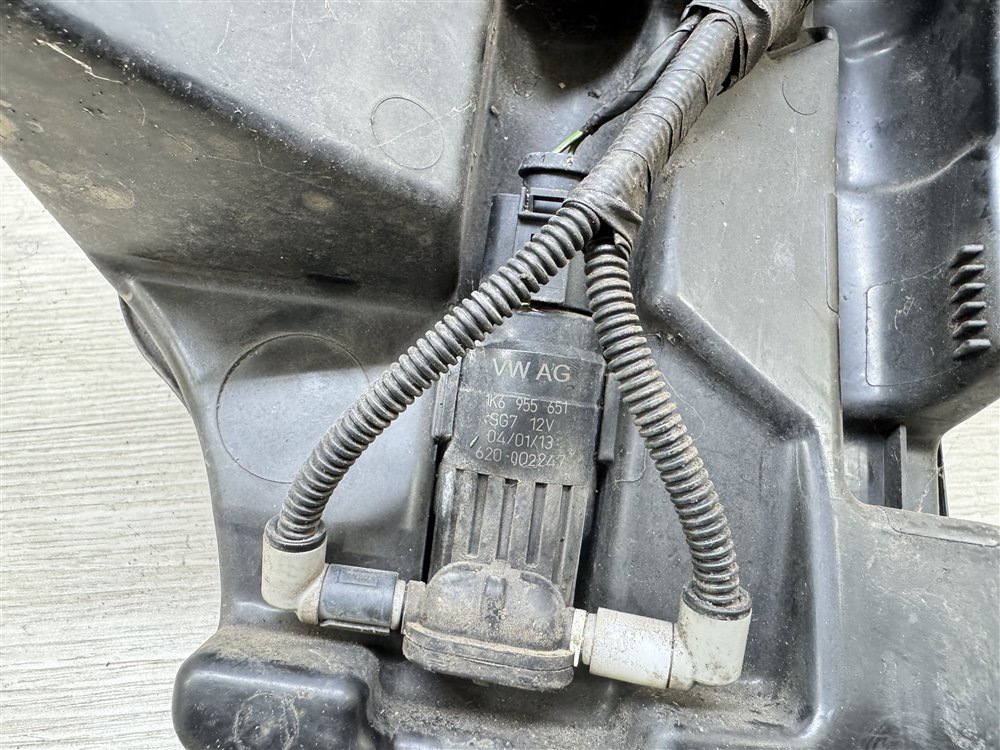 Бачок омывателя, 2500 рублей, Севастополь