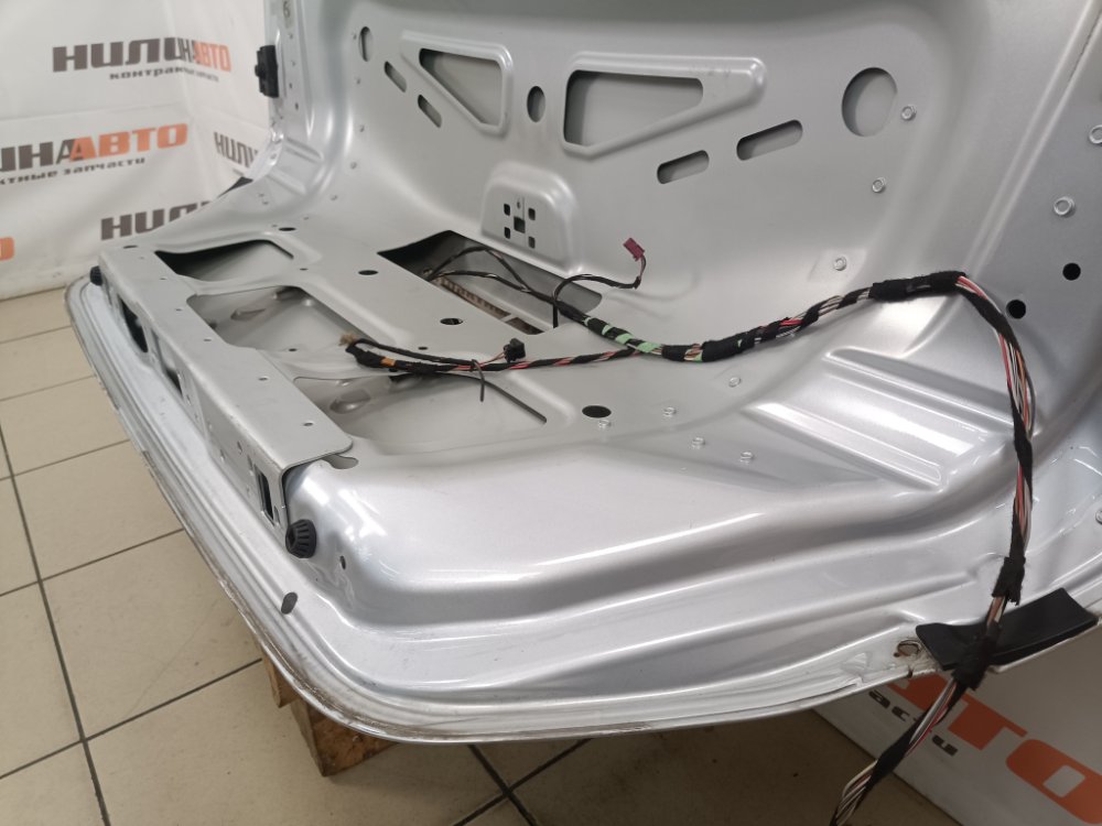 Крышка багажника, 2400 рублей, Москва