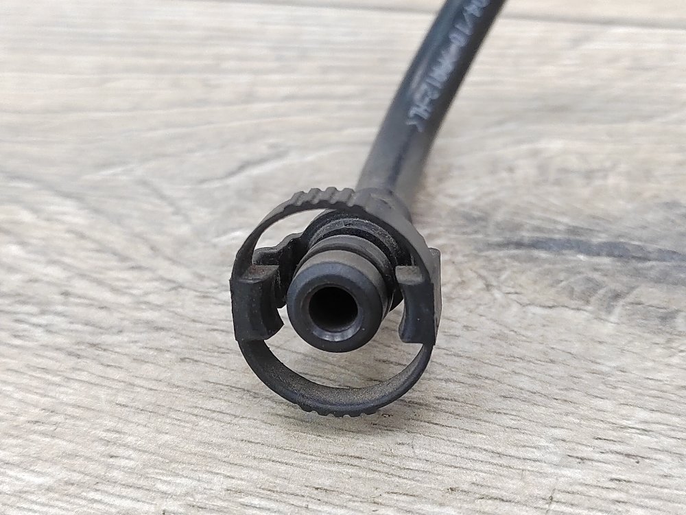 Трубка паров бензина, 500 рублей, Москва