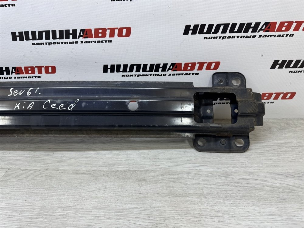 Усилитель бампера, 4000 рублей, Севастополь