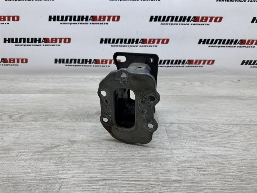 Кронштейн усилителя бампера, 2000 рублей, Севастополь