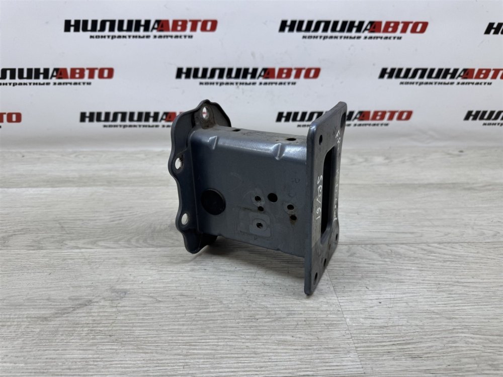 Кронштейн усилителя бампера, 2000 рублей, Севастополь