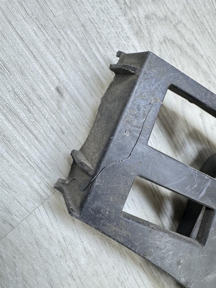 Кронштейн бампера, 900 рублей, Севастополь