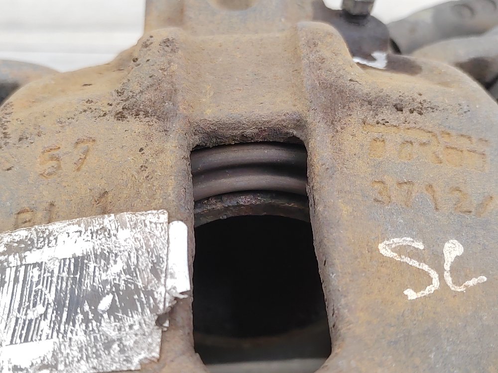 Суппорт тормозной, 800 рублей, Москва