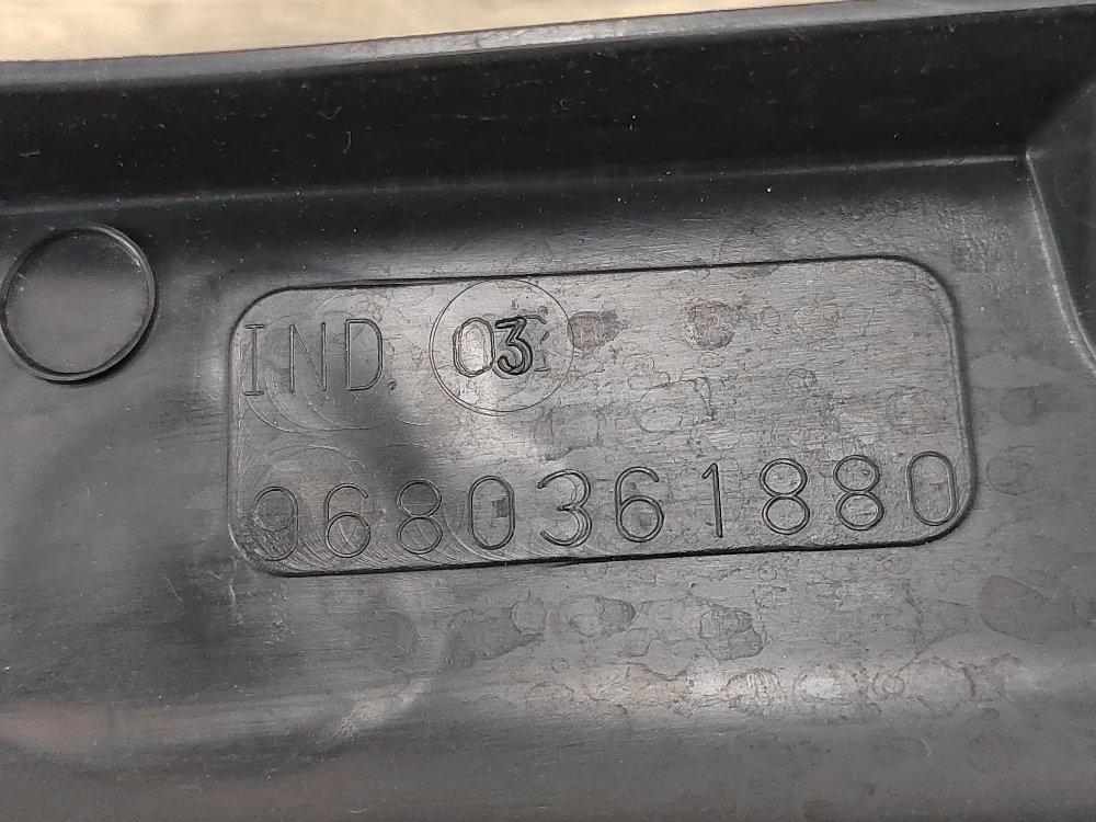 Дефлектор радиатора, 400 рублей, Москва