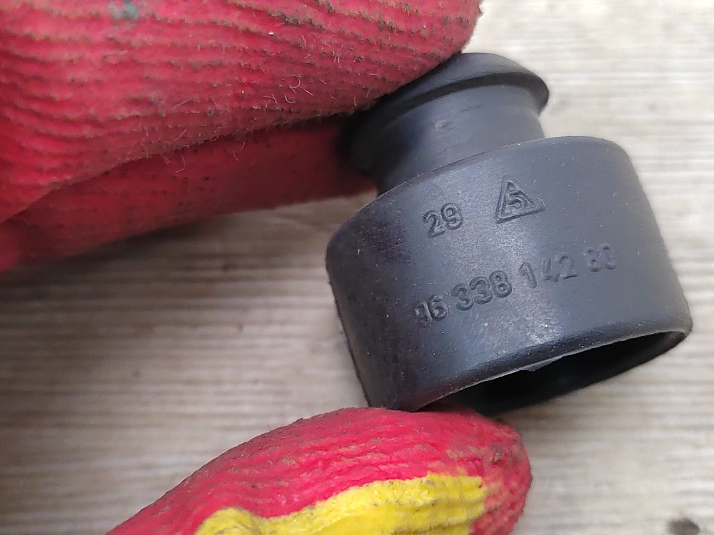 Крепление радиатора, 700 рублей, Москва