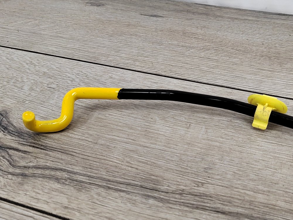 Упор капота, 700 рублей, Москва