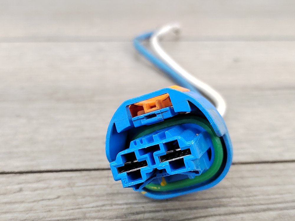 Фишка реле вентилятора охлаждения, 600 рублей, Москва