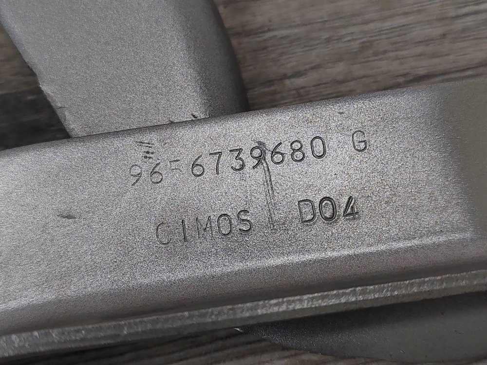 Петля капота, 800 рублей, Москва