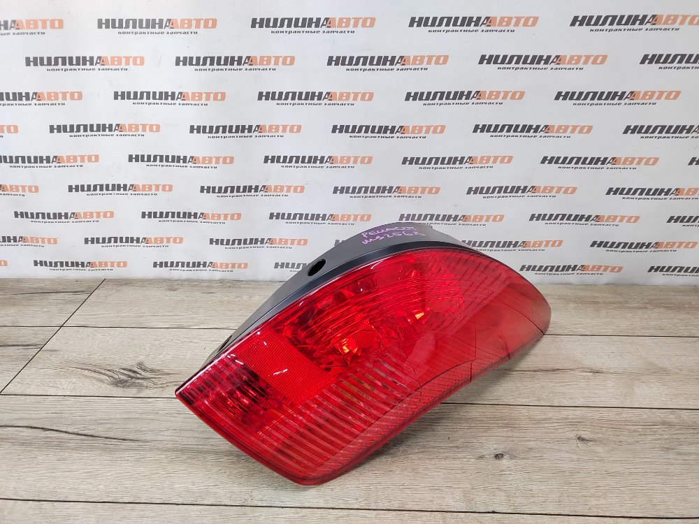 Фонарь в крыло, 6000 рублей, Москва