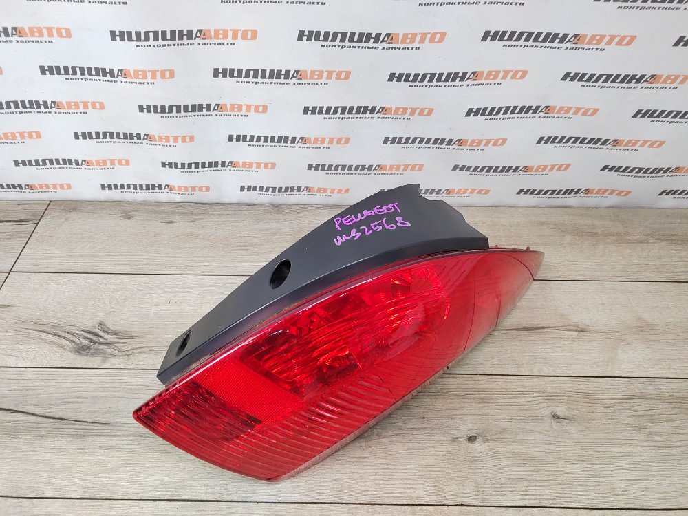 Фонарь в крыло, 6000 рублей, Москва