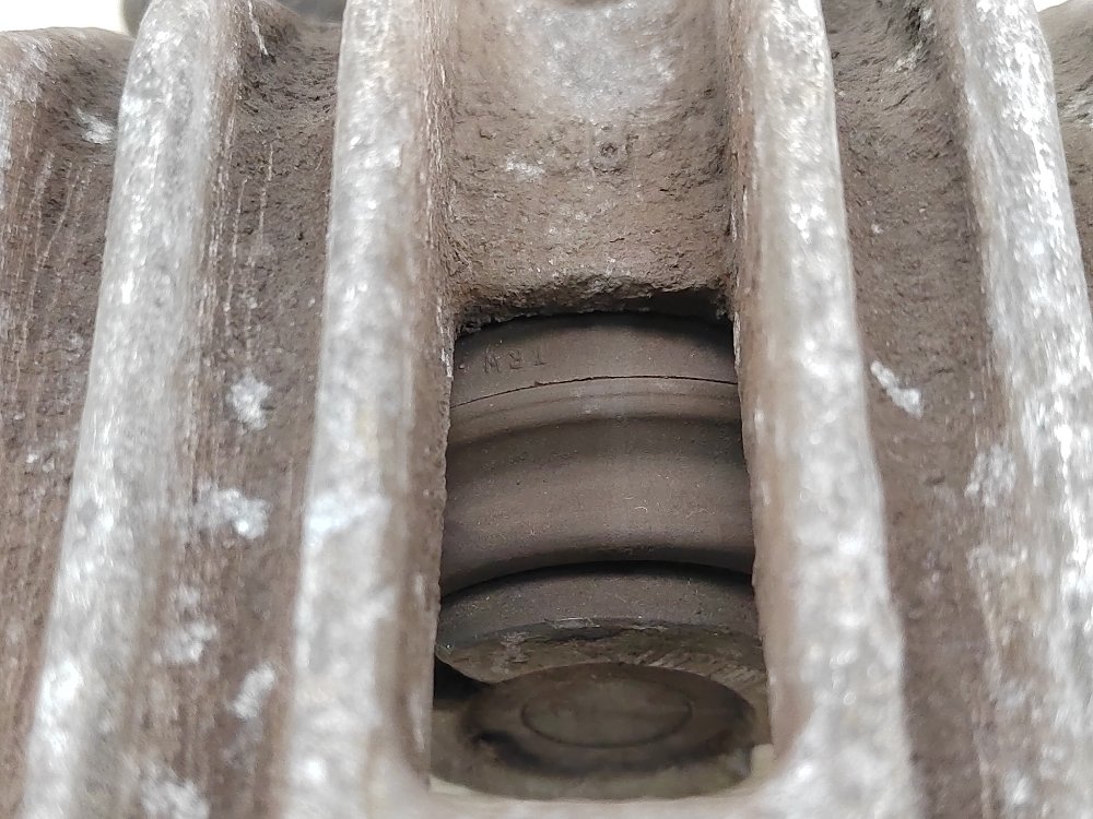 Суппорт тормозной, 1800 рублей, Москва