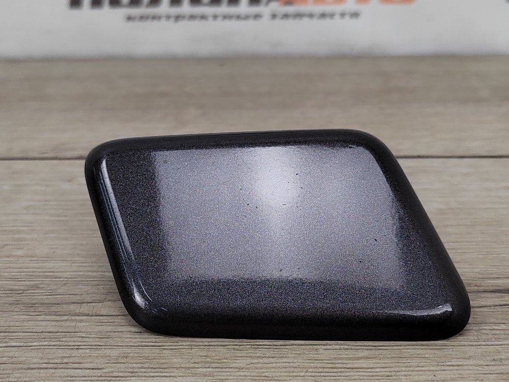 Накладка омывателя фары, 1300 рублей, Москва