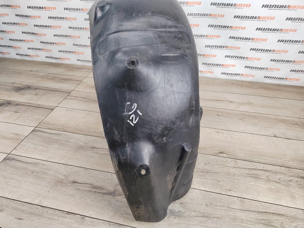 Подкрылок, 500 рублей, Москва