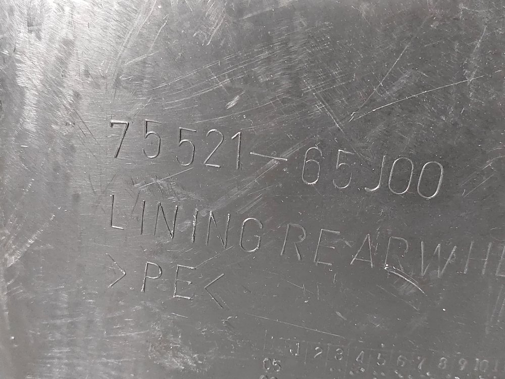 Подкрылок, 500 рублей, Москва