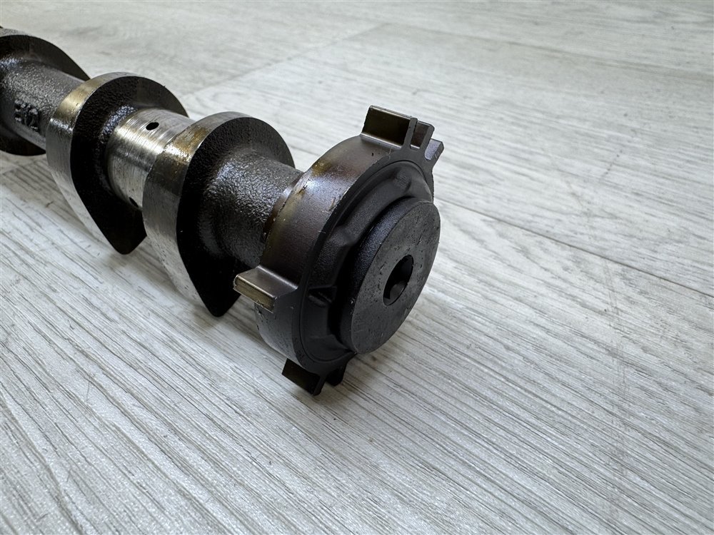 Распредвал впускной, 15000 рублей, Севастополь