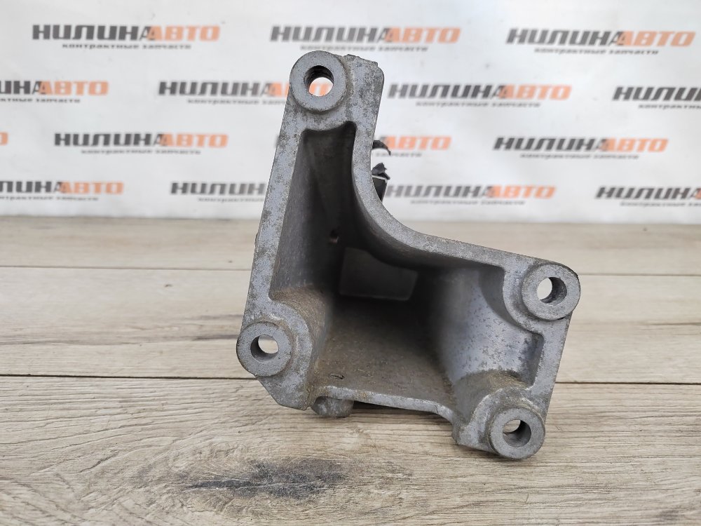 Кронштейн двигателя, 500 рублей, Москва