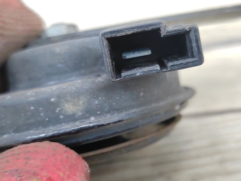 Звуковой сигнал, 1000 рублей, Москва