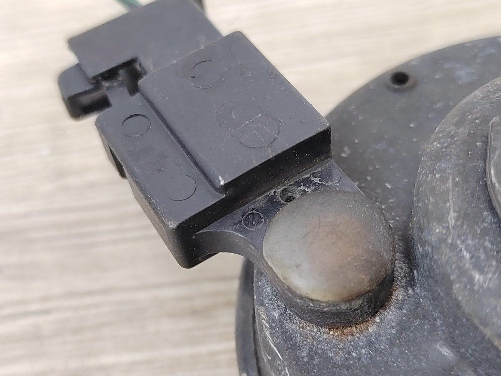 Звуковой сигнал, 1000 рублей, Москва