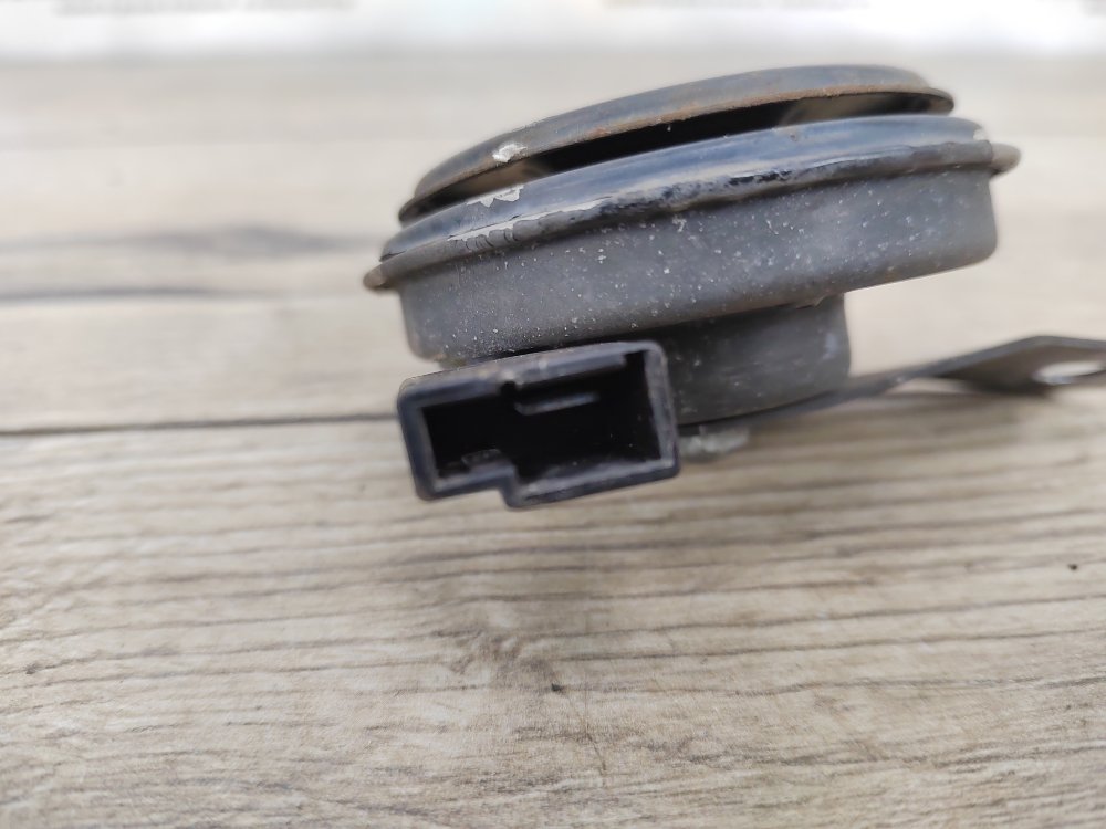 Звуковой сигнал, 1000 рублей, Москва