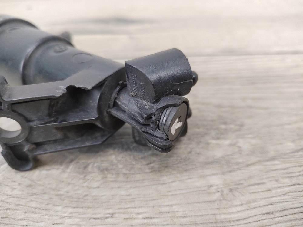 Форсунка омывателя фар, 900 рублей, Москва