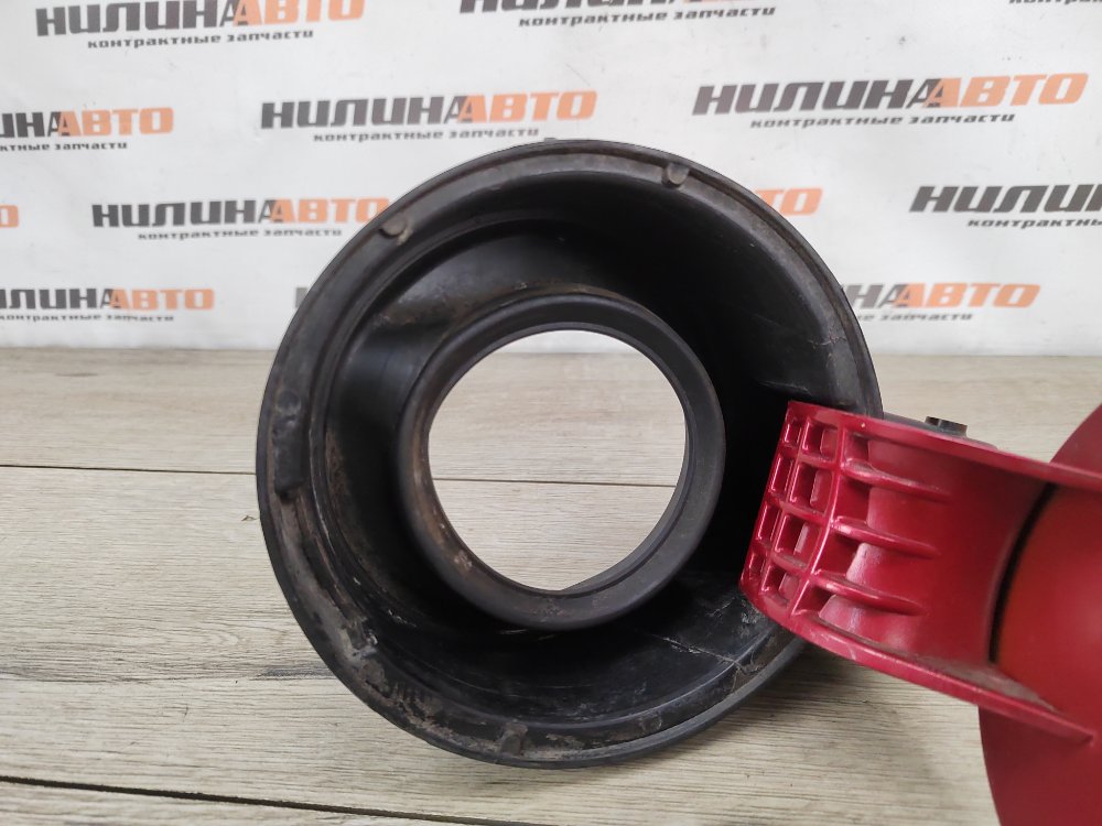 Лючок топливного бака, 500 рублей, Москва