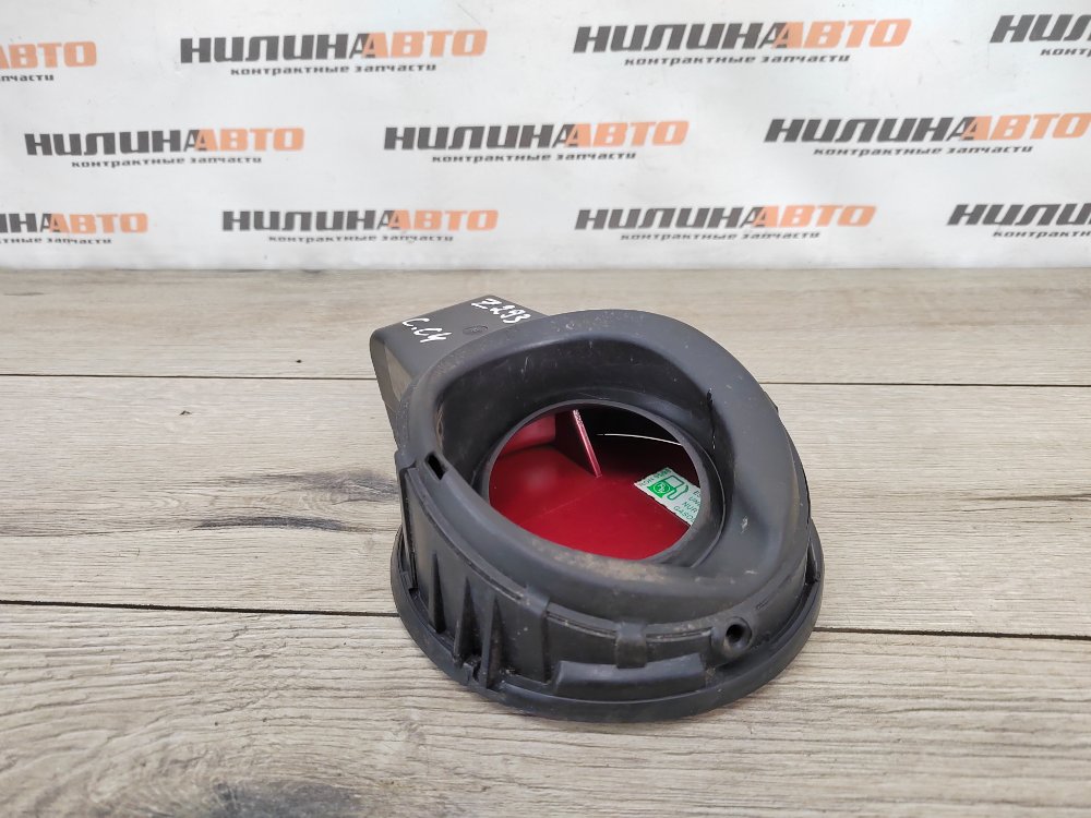 Лючок топливного бака, 500 рублей, Москва