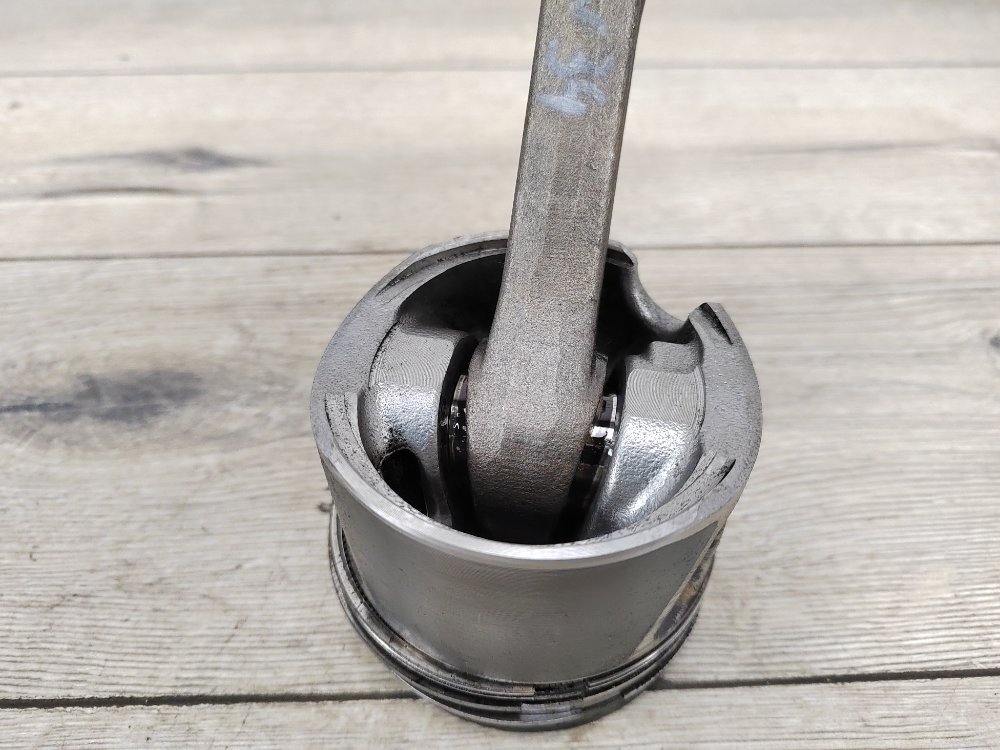 Шатун двигателя, 2000 рублей, Москва