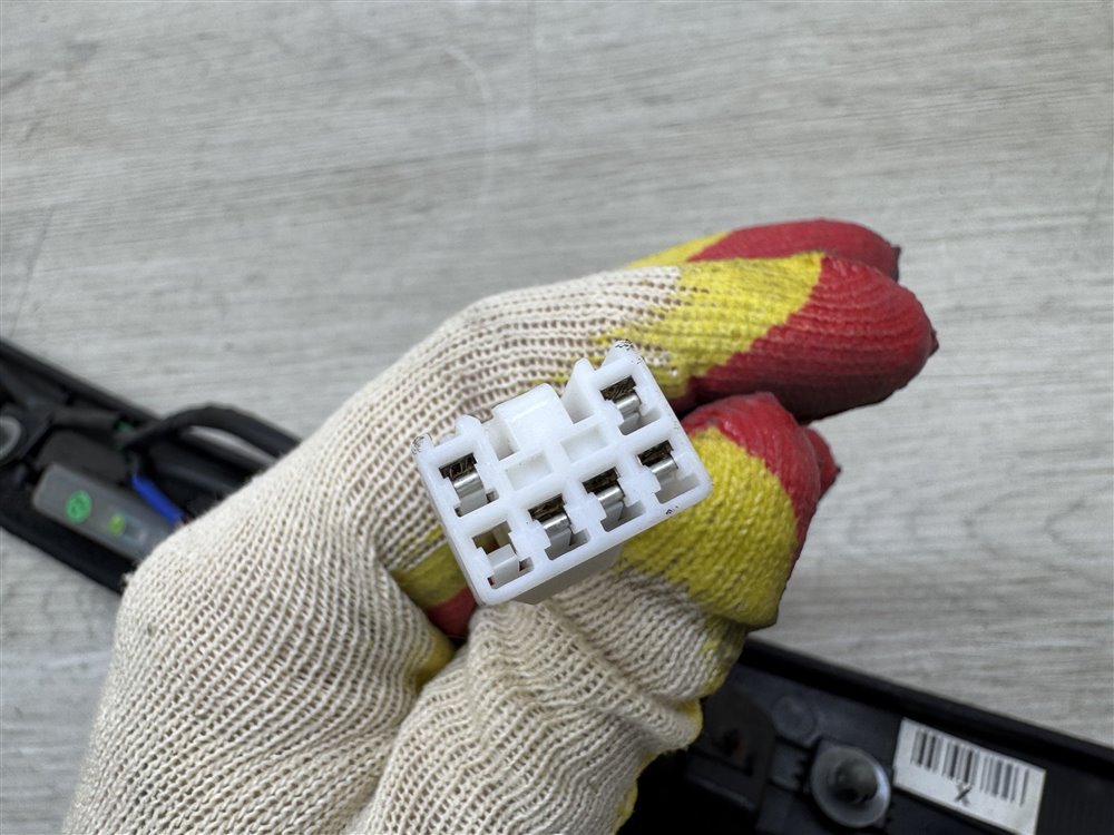 Накладка крышки багажника, 7000 рублей, Севастополь