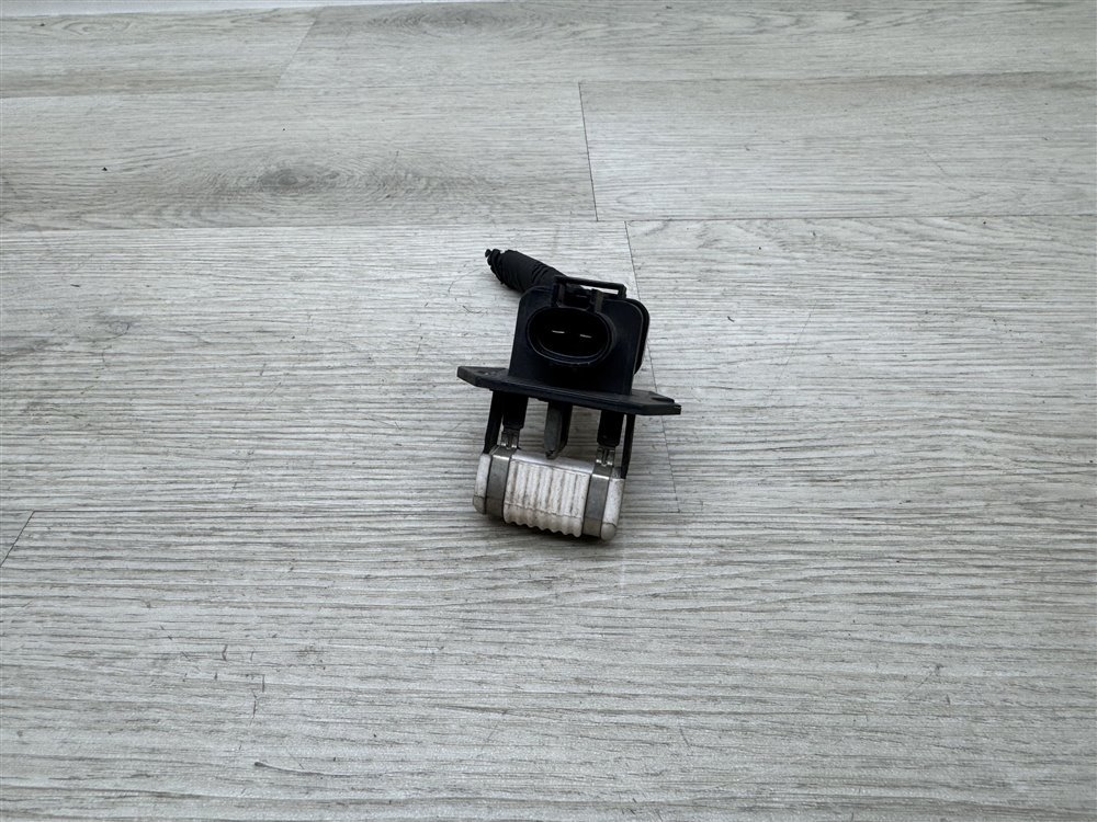 Резистор вентилятора охлаждения, 1000 рублей, Севастополь