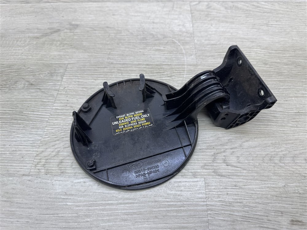 Лючок топливного бака, 500 рублей, Севастополь