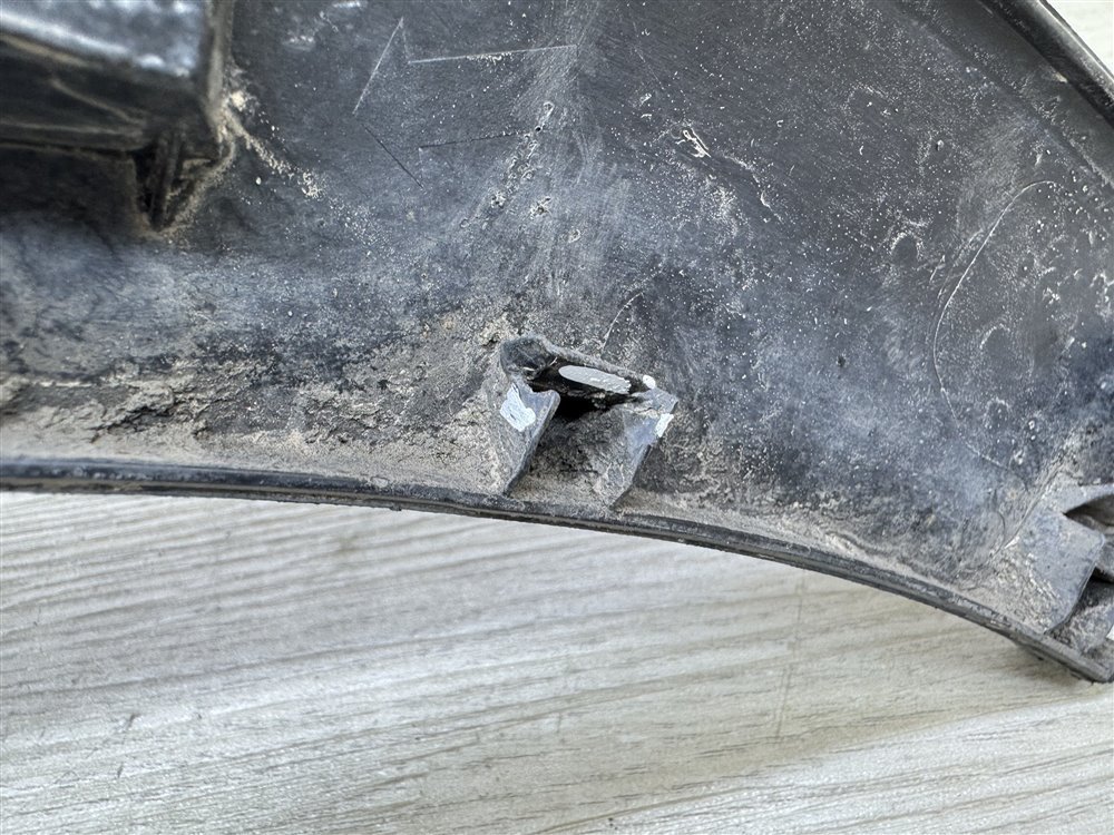 Накладка крыла, 750 рублей, Севастополь