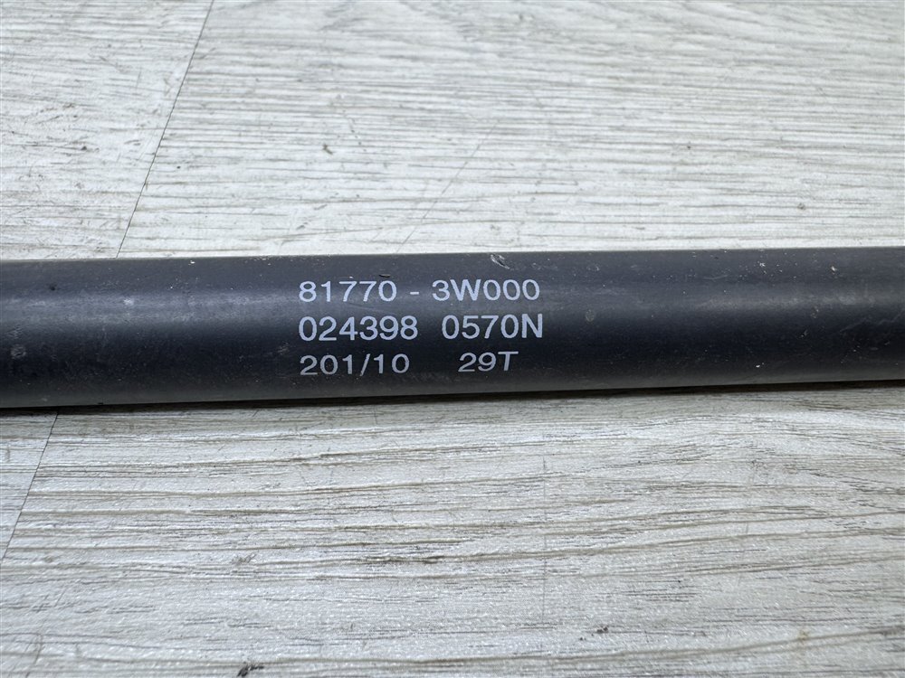 Амортизатор крышки багажника, 500 рублей, Севастополь