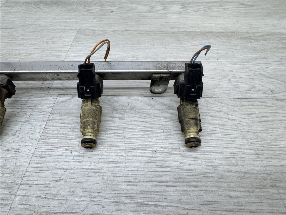 Рампа топливная, 2000 рублей, Севастополь