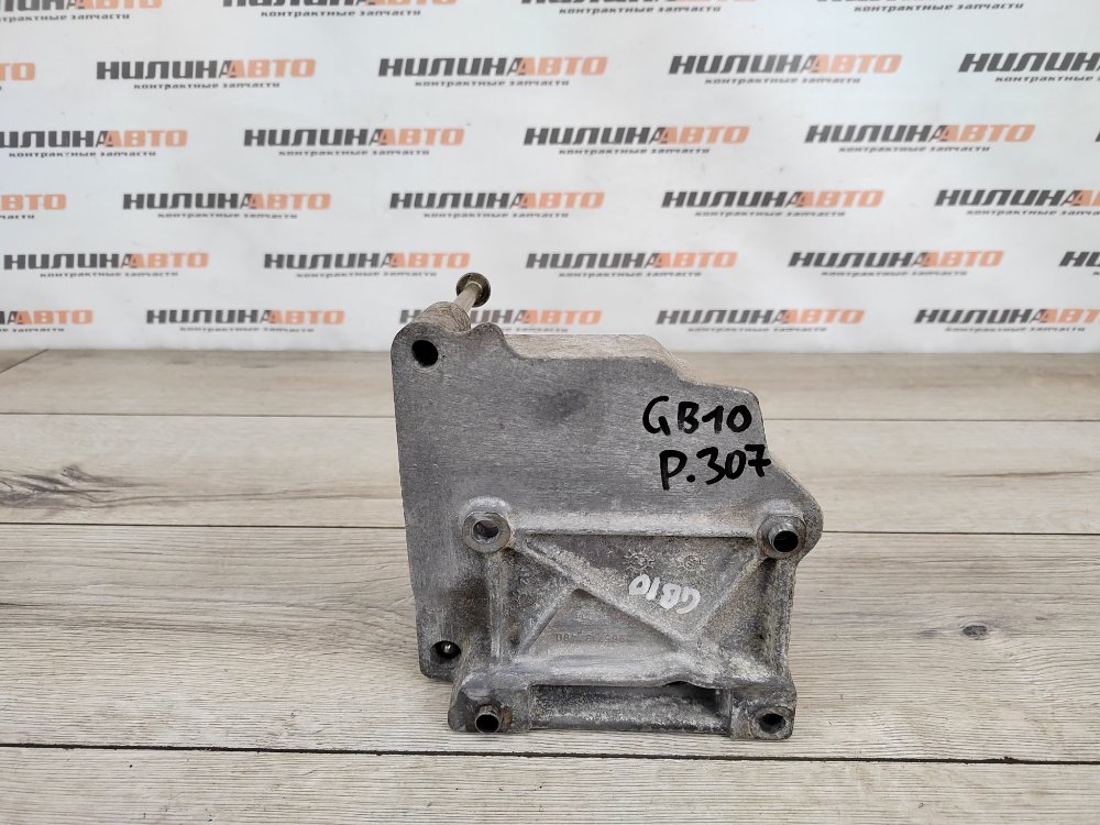 Кронштейн компрессора кондиционера, 500 рублей, Москва